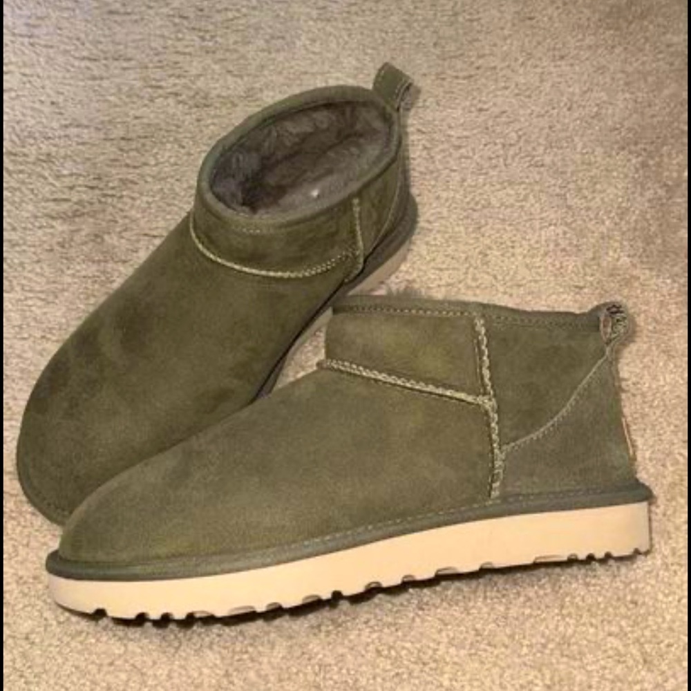 UGG Neumel Women’s Boots | Size 9